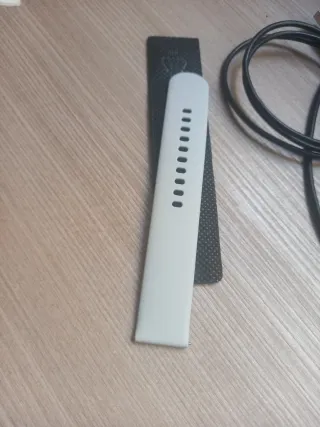 Reloj Inteligente Plata y Blanco
