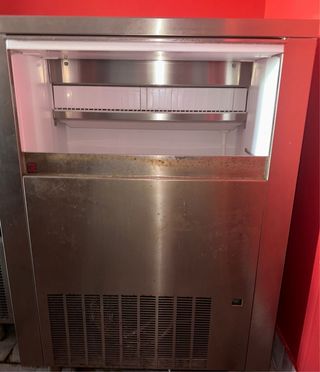 Máquina de Hielo Profesional
precio negociable 