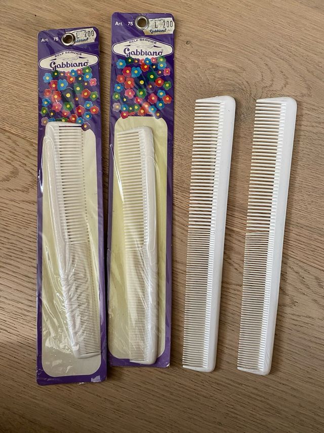 4 Pettini Gabbiano in plastica