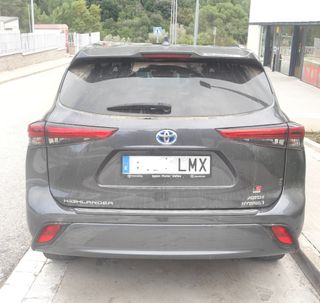 Toyota Highlander 2021