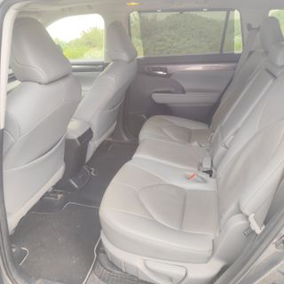 Toyota Highlander 2021