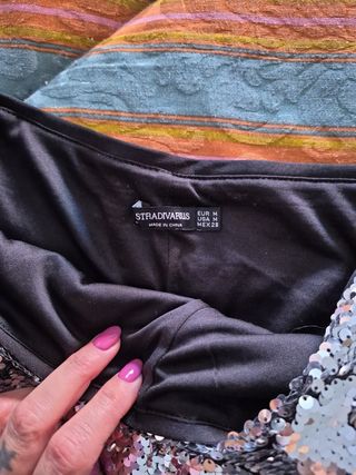 Falda pantalón lentejuelas plateadas