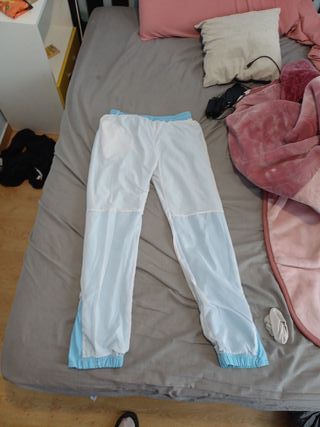 Chándal Lacoste Azul
- chabdal original 
