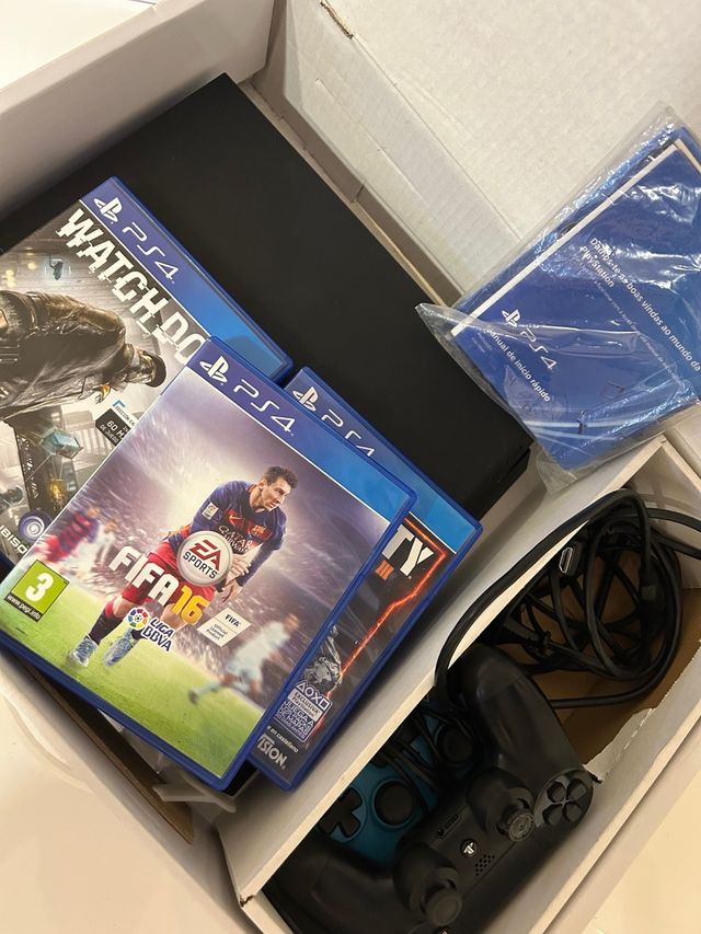 PS4 (PlayStation 4) + Juegos y Mando
