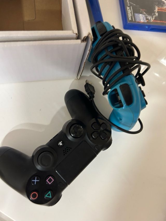 PS4 (PlayStation 4) + Juegos y Mando