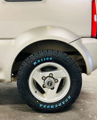 Suzuki Jimny 2004