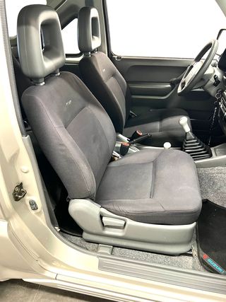 Suzuki Jimny 2004