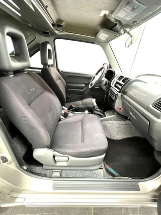 Suzuki Jimny 2004