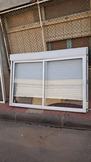 Ventana aluminio corredera 180x124