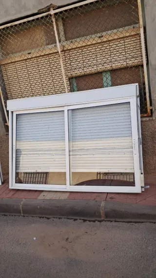 Ventana aluminio corredera 180x124