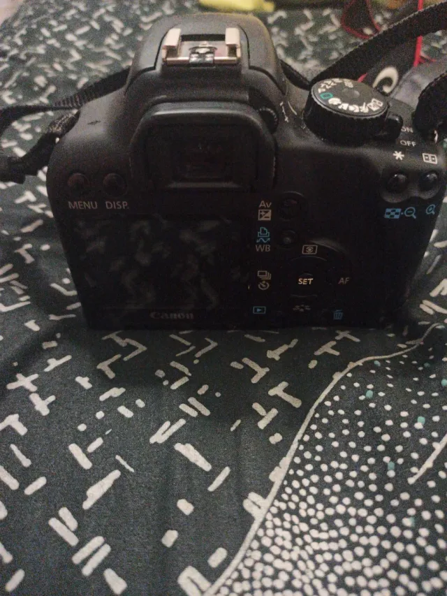 Cámara Canon EOS EF-S 18-55mm