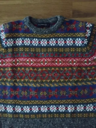 Jersey estampado geométrico. Zara Woman.