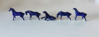 ANTIGUOS CABALLOS DE PORCELANA AZUL COBALTO