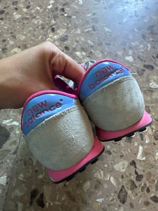 New Balance Beige y Rosa