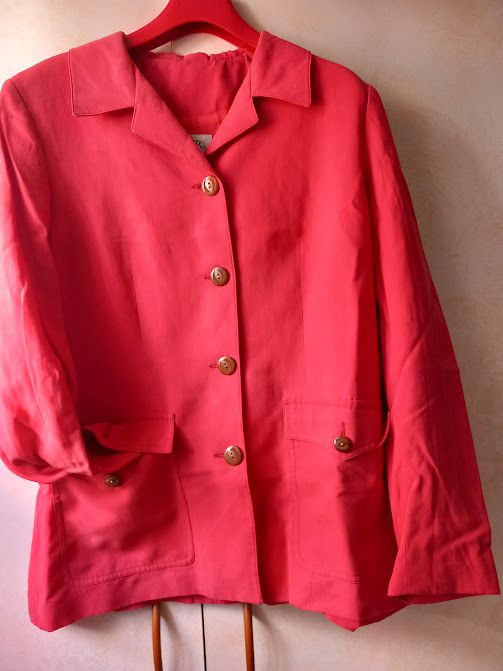 Chaqueta de lino roja