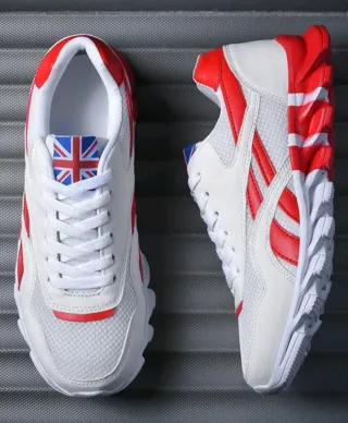 Zapatillas deportivas rojas y blancas