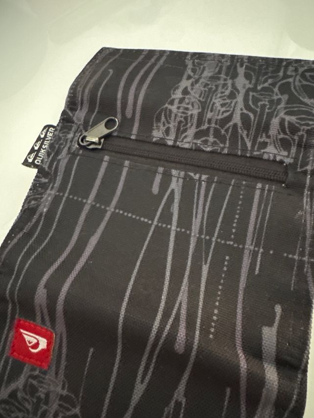 Cartera Quiksilver Negra nueva