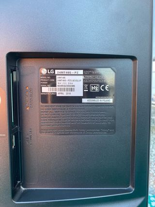 Televisión LG Negra 24 pulgadas 24MT49S