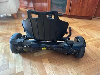 Patin HoverBoard con sillín, poco usado y limpio.