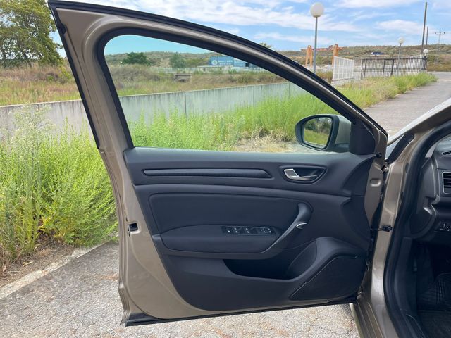 Renault Megane 2016 1.5 DCI Intens 110 cv 