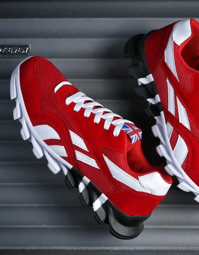 Zapatillas deportivas rojas y blancas