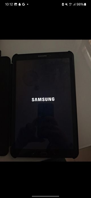Samsung Galaxy Tab A10 Negra + Funda