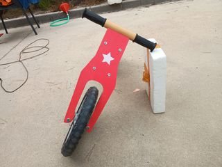 Bicicleta de madera para niños