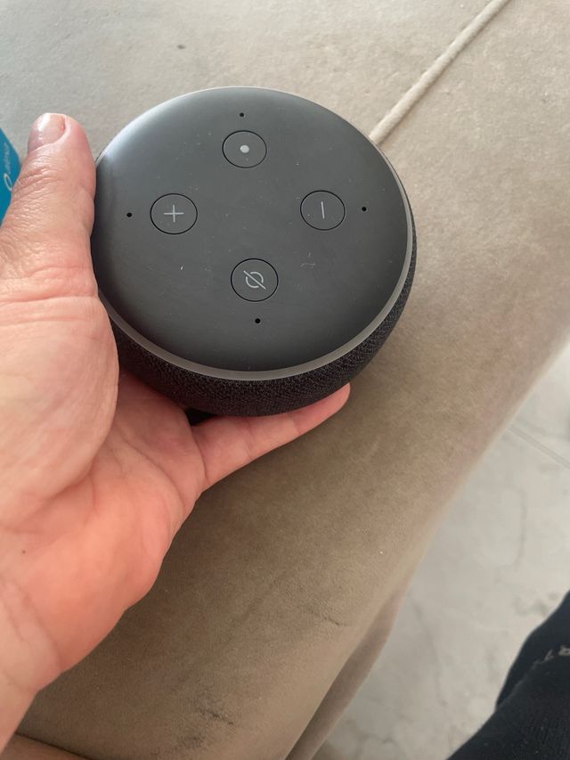 Altavoz A m a z o n E c ho d o t