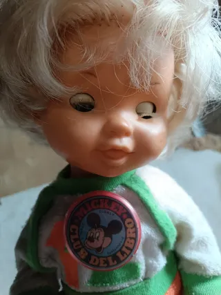 Muñeca antigua patines de Vicma