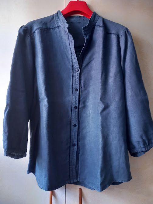 Camisa de lino azul