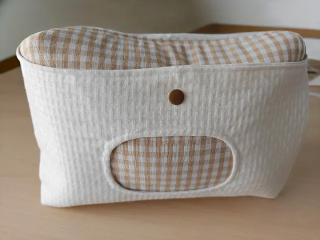 Guarda toallitas bebé tela cuadros
Echo a mano