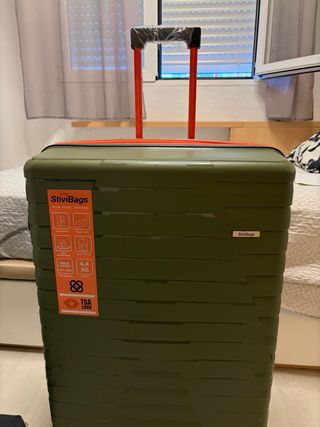 Maleta Grande StiviBags 4.4L Nueva a estrenar