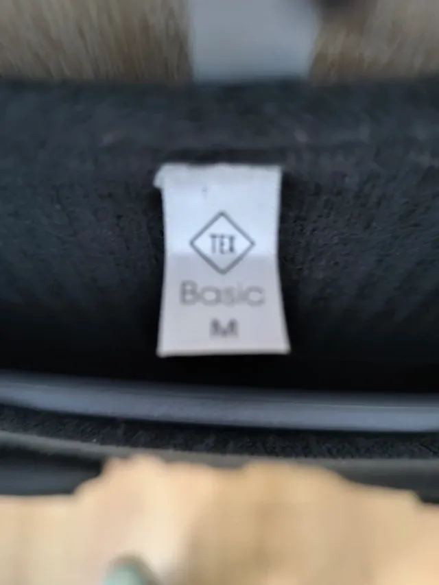 Vestido negro de punto