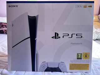 PlayStation 5 1TB Precintada