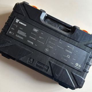 Caja de herramientas Deko