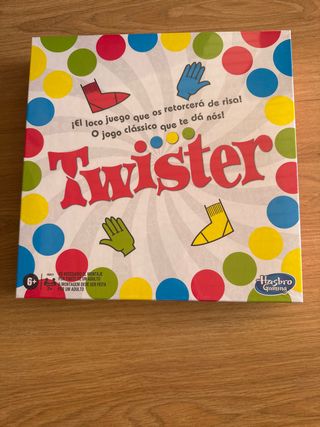 Juego Twister Hasbro Gaming