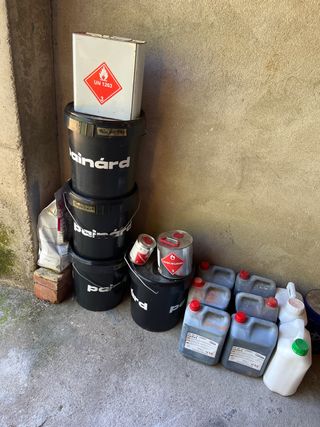 Pintura industrial varios envases