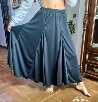Falda flamenca negra