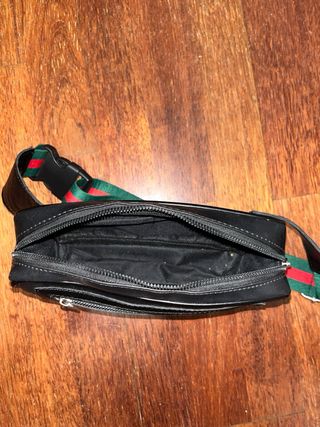 Riñonera Gucci Negra