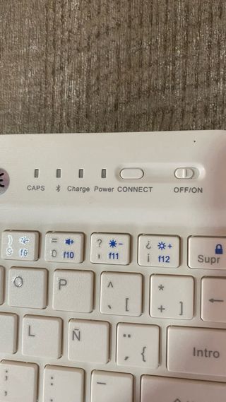 Teclado Bluetooth Blanco Impecable