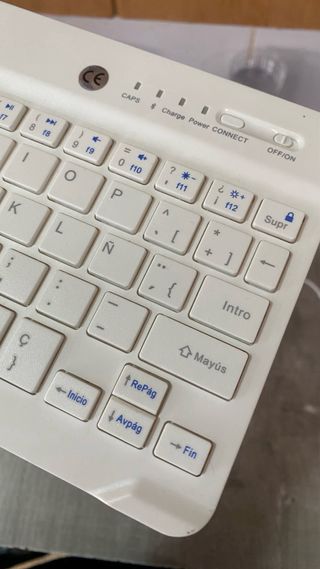 Teclado Bluetooth Blanco Impecable
