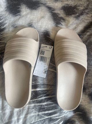 Chanclas Adidas Adilette Aqua K Talla 35
