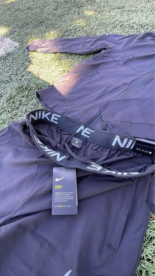Conjunto Deportivo Nike Running negro