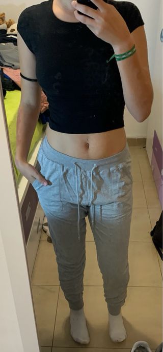 Pantalones grises de chándal