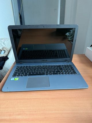 Portátil Asus 15.6'' i7 1TB SSD GeForce 930Mx