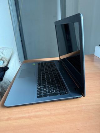 Portátil Asus 15.6'' i7 1TB SSD GeForce 930Mx