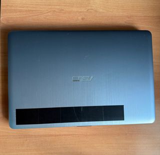 Portátil Asus 15.6'' i7 1TB SSD GeForce 930Mx
