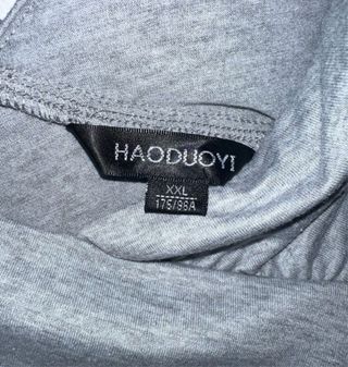 Talla XXL. Camiseta cruzada, gris manga larga
