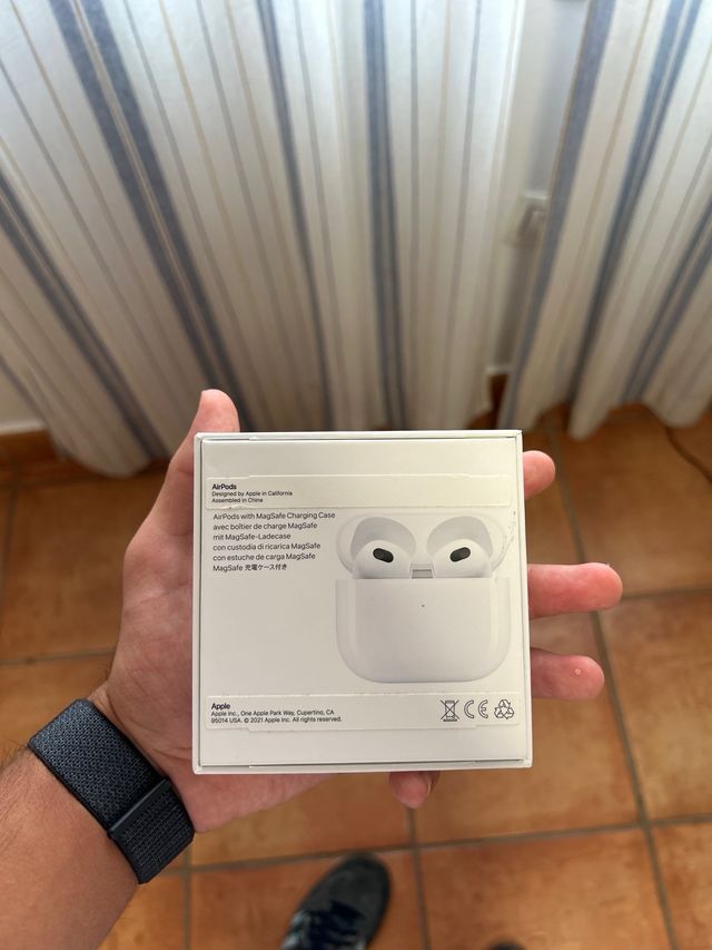 Caja AirPods 3ª Gen