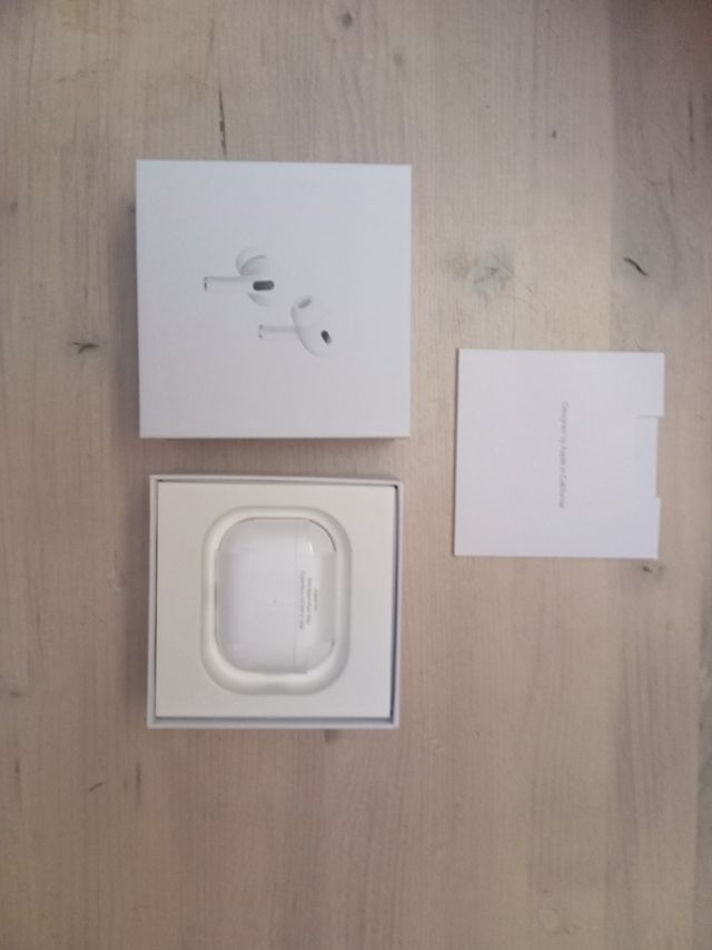 Cuffie Apple Bianche